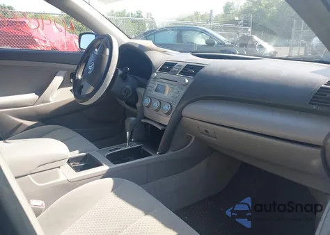 2009 Toyota Camry Le from USA, damaged, VIN 4T1BE46KX9U281820